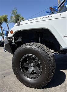 2015 Jeep Wrangler Unlimited Sport   - Photo 31 - Bakersfield, CA 93301