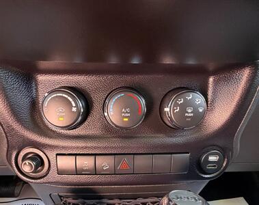 2015 Jeep Wrangler Unlimited Sport   - Photo 28 - Bakersfield, CA 93301