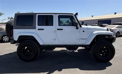 2015 Jeep Wrangler Unlimited Sport   - Photo 17 - Bakersfield, CA 93301