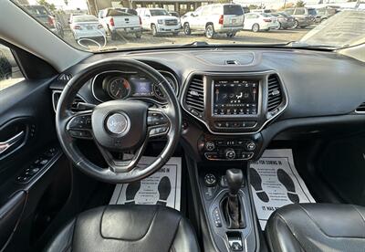 2019 Jeep Cherokee Trailhawk - Photo 20 - Bakersfield, CA 93301