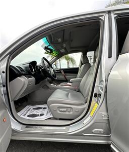 2008 Toyota Highlander Limited - Photo 6 - Bakersfield, CA 93305