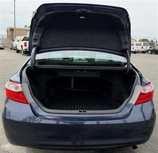2017 Toyota Camry XSE   - Photo 11 - Bakersfield, CA 93305
