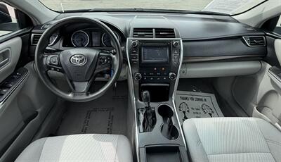 2017 Toyota Camry XSE   - Photo 18 - Bakersfield, CA 93305