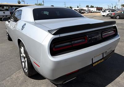 2023 Dodge Challenger GT   - Photo 8 - Bakersfield, CA 93305