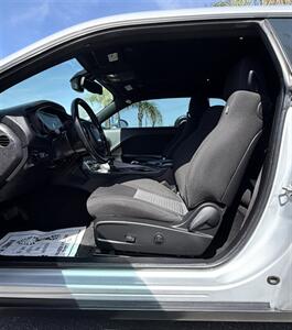 2023 Dodge Challenger GT   - Photo 6 - Bakersfield, CA 93305