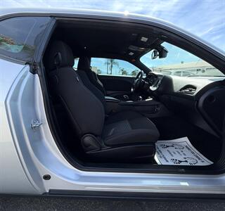 2023 Dodge Challenger GT   - Photo 15 - Bakersfield, CA 93305