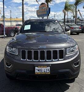 2015 Jeep Grand Cherokee Laredo   - Photo 2 - Bakersfield, CA 93305