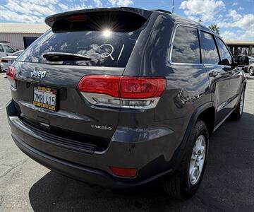 2015 Jeep Grand Cherokee Laredo   - Photo 14 - Bakersfield, CA 93305
