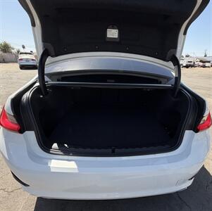 2020 BMW 330i xDrive   - Photo 14 - Bakersfield, CA 93301