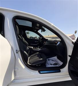 2020 BMW 330i xDrive   - Photo 20 - Bakersfield, CA 93301
