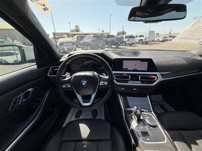 2020 BMW 330i xDrive   - Photo 25 - Bakersfield, CA 93301