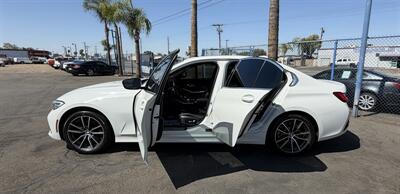 2020 BMW 330i xDrive   - Photo 5 - Bakersfield, CA 93301