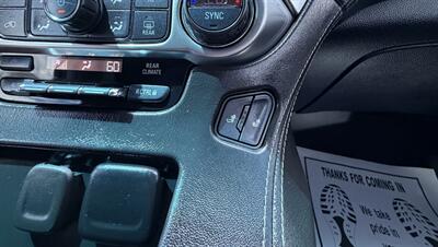 2018 Chevrolet Tahoe LT   - Photo 28 - Bakersfield, CA 93301
