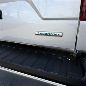 2019 Ford F-150 XLT   - Photo 10 - Bakersfield, CA 93305