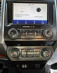 2019 Ford F-150 XLT   - Photo 20 - Bakersfield, CA 93305