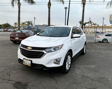 2018 Chevrolet Equinox LT   - Photo 2 - Bakersfield, CA 93305