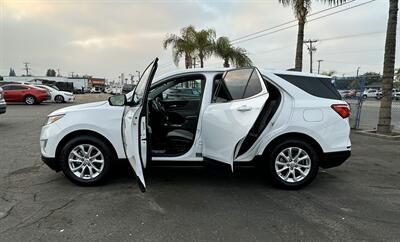 2018 Chevrolet Equinox LT   - Photo 4 - Bakersfield, CA 93305