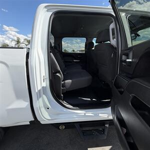 2016 Chevrolet Silverado 1500 LT   - Photo 16 - Bakersfield, CA 93301