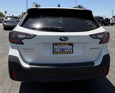 2020 Subaru Outback Premium - Photo 10 - Bakersfield, CA 93305