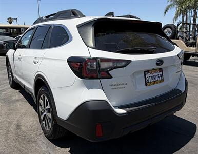 2020 Subaru Outback Premium - Photo 9 - Bakersfield, CA 93305