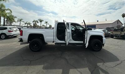 2016 GMC Sierra 2500 Denali   - Photo 13 - Bakersfield, CA 93301