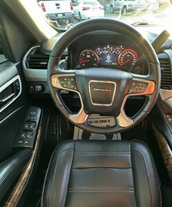2015 GMC Yukon Denali   - Photo 23 - Bakersfield, CA 93305