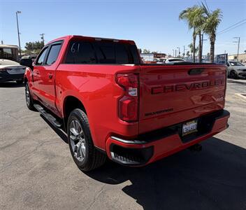 2022 Chevrolet Silverado 1500 Limited RST - Photo 9 - Bakersfield, CA 93301