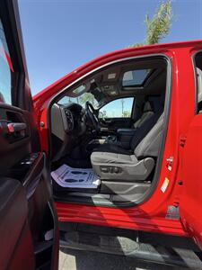 2022 Chevrolet Silverado 1500 Limited RST - Photo 5 - Bakersfield, CA 93301