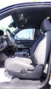 2018 Toyota Tacoma SR V6   - Photo 6 - Bakersfield, CA 93305