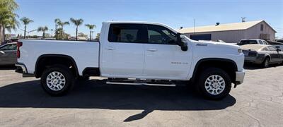 2023 Chevrolet Silverado 2500 LT - Photo 16 - Bakersfield, CA 93301
