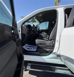 2023 Chevrolet Silverado 2500 LT - Photo 6 - Bakersfield, CA 93301