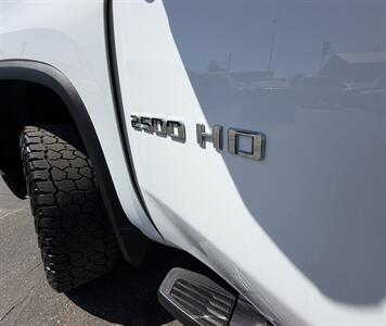 2023 Chevrolet Silverado 2500 LT - Photo 32 - Bakersfield, CA 93301