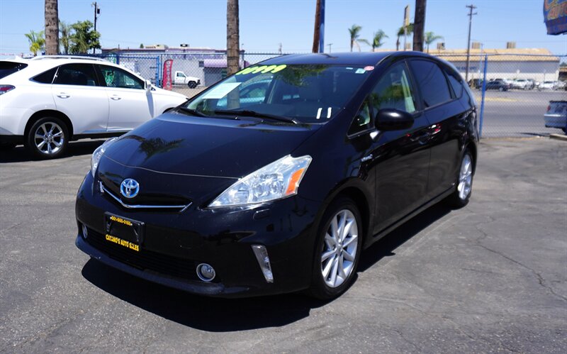 2013 Toyota Prius v  
