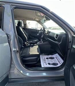 2021 Hyundai VENUE SE - Photo 15 - Bakersfield, CA 93301