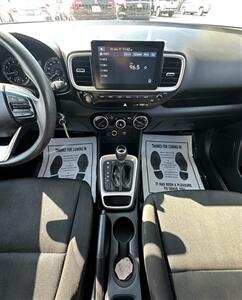 2021 Hyundai VENUE SE - Photo 20 - Bakersfield, CA 93301