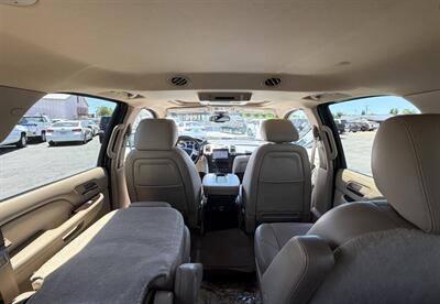 2012 Cadillac Escalade Luxury - Photo 22 - Bakersfield, CA 93301