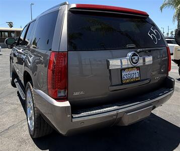 2012 Cadillac Escalade Luxury - Photo 10 - Bakersfield, CA 93301