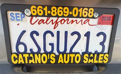 2012 Cadillac Escalade Luxury - Photo 12 - Bakersfield, CA 93301