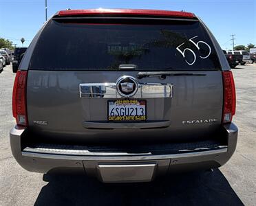 2012 Cadillac Escalade Luxury - Photo 11 - Bakersfield, CA 93301