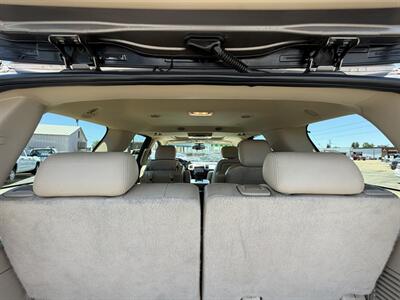 2012 Cadillac Escalade Luxury - Photo 15 - Bakersfield, CA 93301