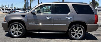 2012 Cadillac Escalade Luxury - Photo 4 - Bakersfield, CA 93301