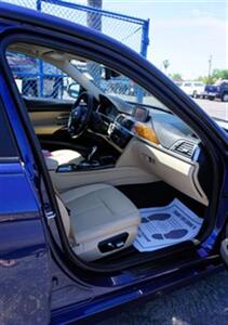 2018 BMW 320i   - Photo 5 - Bakersfield, CA 93305