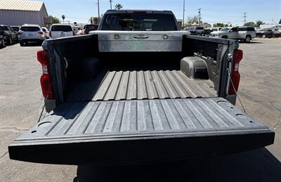 2020 Chevrolet Silverado 1500 LT - Photo 11 - Bakersfield, CA 93305