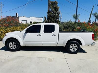 2012 Nissan Frontier SV V6   - Photo 24 - Bakersfield, CA 93305