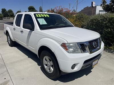 2012 Nissan Frontier SV V6   - Photo 16 - Bakersfield, CA 93305