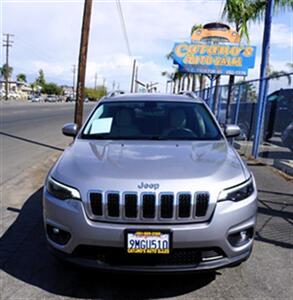 2019 Jeep Cherokee Latitude 4WD   - Photo 2 - Bakersfield, CA 93305