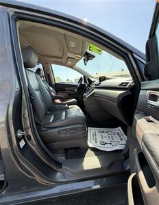 2014 Honda Odyssey Touring Elite   - Photo 18 - Bakersfield, CA 93305
