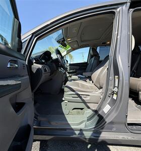 2014 Honda Odyssey Touring Elite   - Photo 6 - Bakersfield, CA 93305