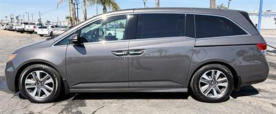 2014 Honda Odyssey Touring Elite   - Photo 4 - Bakersfield, CA 93305