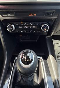 2017 Mazda Mazda3 Touring 2.5   - Photo 23 - Bakersfield, CA 93301